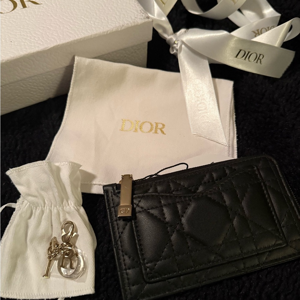 ❌SOLD❌ Dior Cannage Caro Wallet - Picture 2 of 12